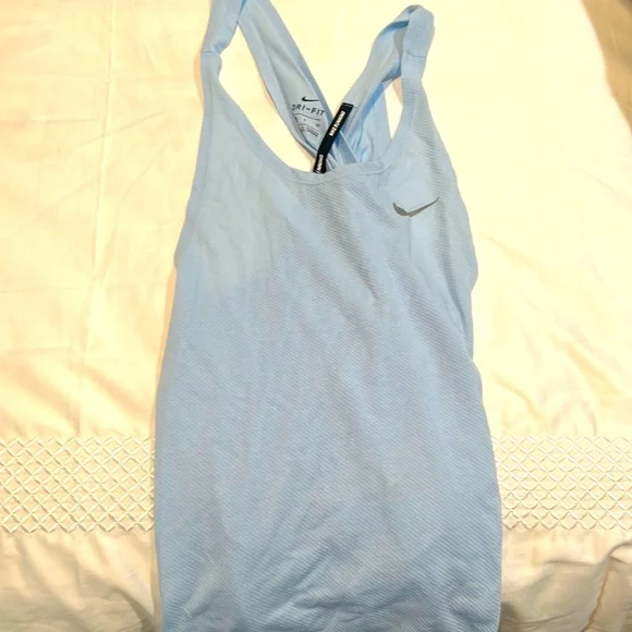 Ultimate comfort and style Nike baby blue athletic tank top - Picture 1 of 3